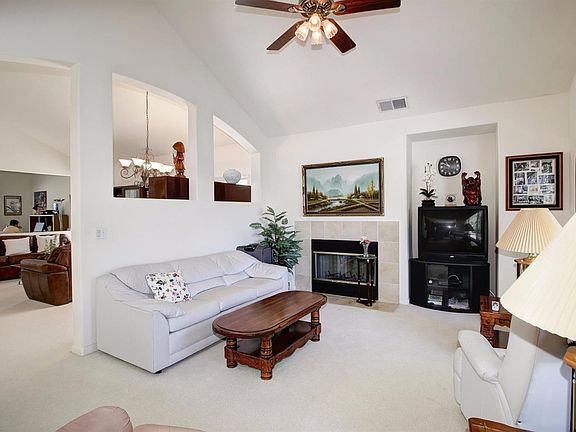 5th image of 29 Nautica Ct