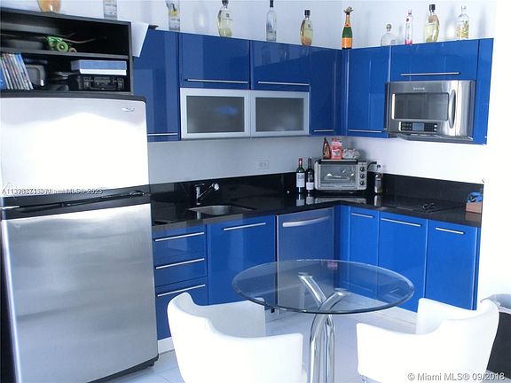 2nd image of 253 NE 2nd St APT 231