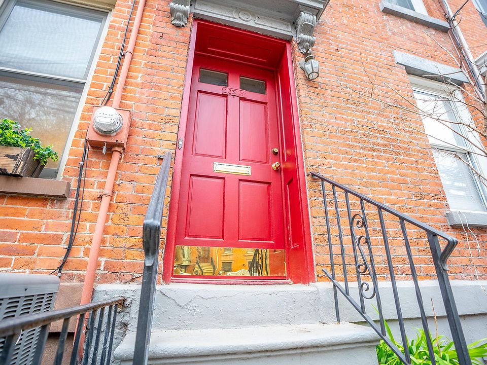 1st image of 163.5 Coles St