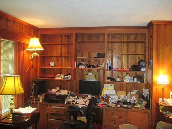 2nd image of 624 Vance St