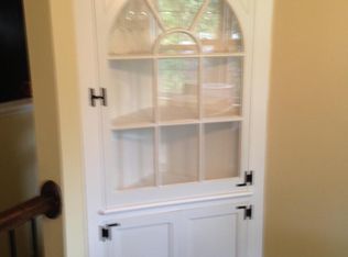 2469 Wharton Rd, York, PA 17402