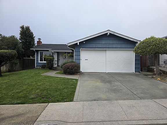 2nd image of 2440 Maywood Dr