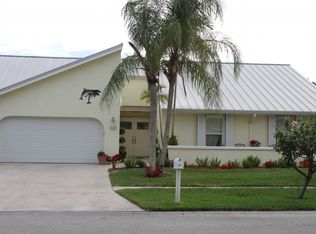 396 Sequoia Ln, Boca Raton, FL 33487