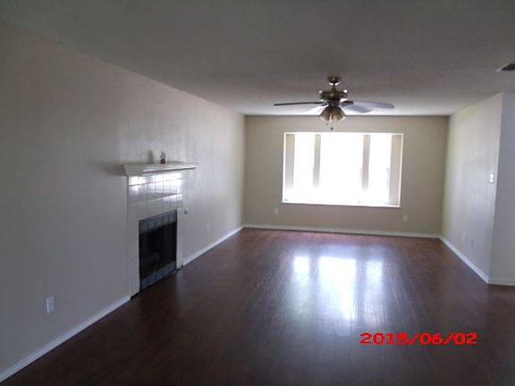 3rd image of 11104 Live Oak Creek Dr