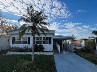 510 50th Avenue Dr W, Bradenton, FL 34207