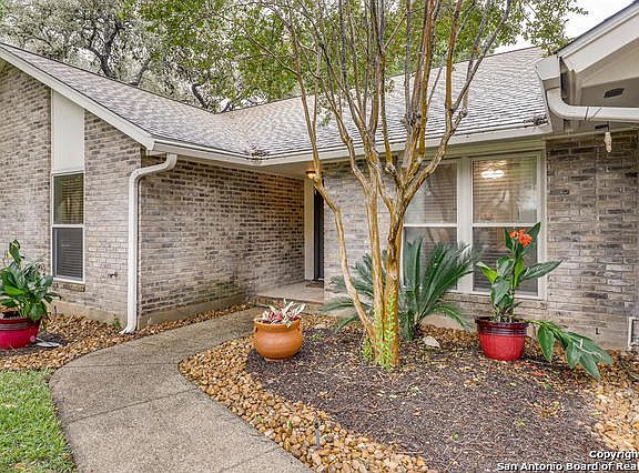 2nd image of 14603 Hook Dr