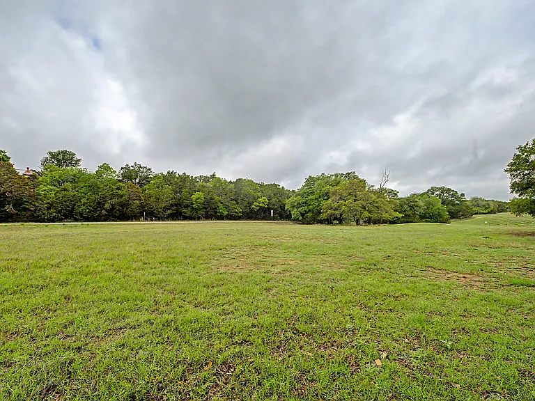 41 Cypress Fairway Vlg — Photo 28