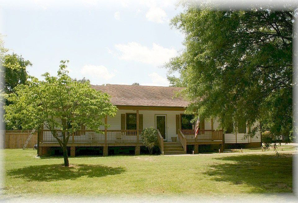5101 Little Creek Lane