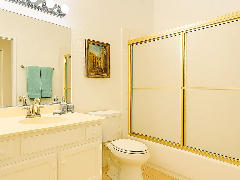 28 Palomas Dr — Photo 10