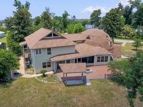 4724 S Lakewood Dr, Panama City, FL 32404