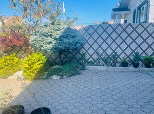 226 Olympia Blvd, Staten Island, NY 10305