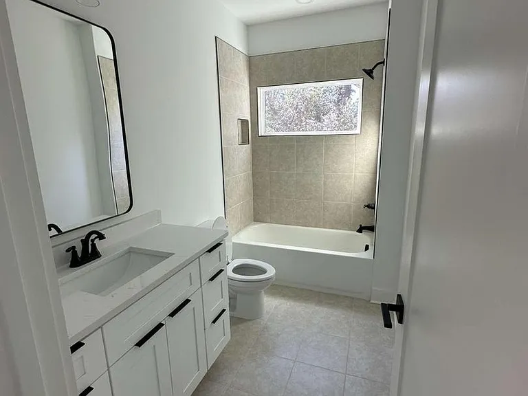 1239 Plaza Ave SW — Photo 23