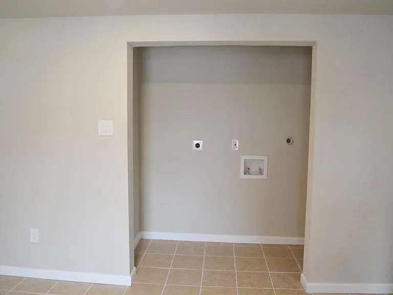 3007 Grovey St #B — Photo 11