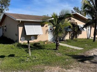 1793 Smugglers Cv #A, Naples, FL 34112