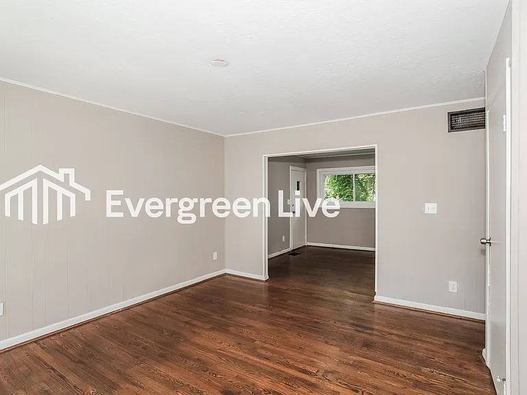 1263 Murat Ct — Photo 4