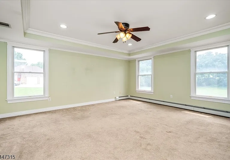 9 Carriage Ln — Photo 39