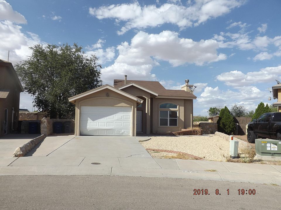 1st image of 1672 Saint James Pl