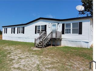 3832 Old River Rd, Greenville, NC 27834
