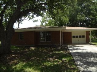 334 Cedar Dr, Hitchcock, TX 77563