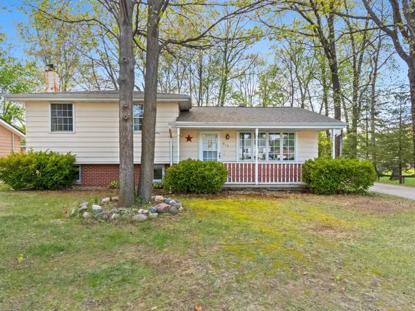 913 S Prospect St, Shawano, WI 54166