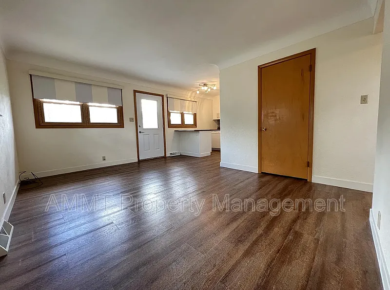 Building Photo - 2916 Johnson Ave NW #1