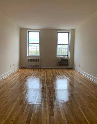 3rd image of 3315 Nostrand Ave APT 4D