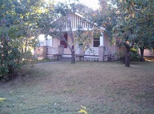 313 Sophia St, Carthage, MO 64836