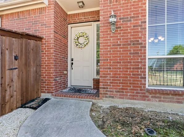2476 Deer Run, Lewisville, TX 75067