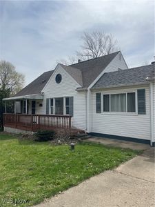 2652 N Bender Ave, Akron, OH, 44319