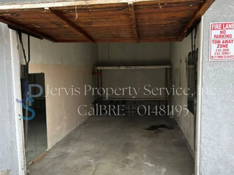 8922 Evergreen Ave #A — Photo 13