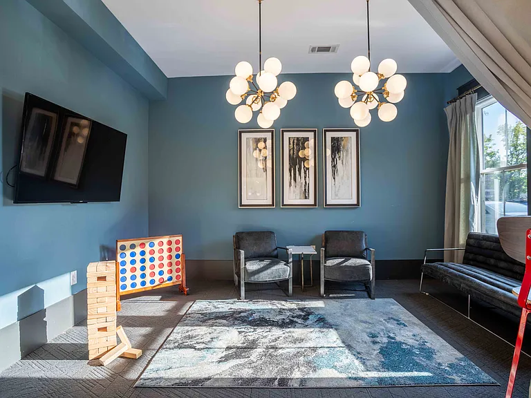 Bluebird Row Apartments — Photo 8