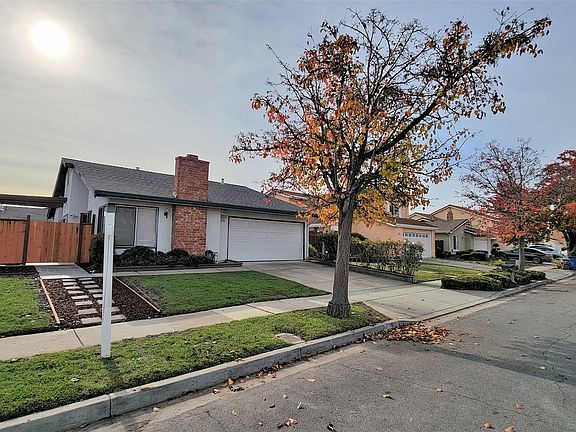 2nd image of 4265 Nerissa Cir