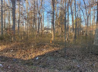 802 Luke St, Blackstone, VA 23824