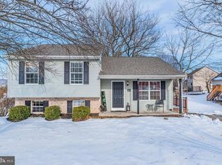 37 Pheasant Ridge Rd, Dillsburg, PA 17019