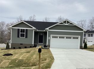 352 Highgate Dr, Hartfield, VA 23071