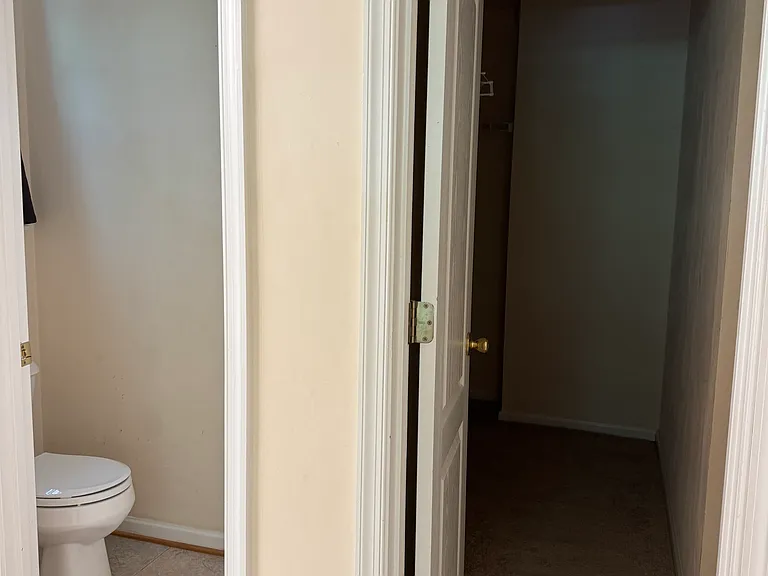 102 Elm Tree Ct — Photo 6