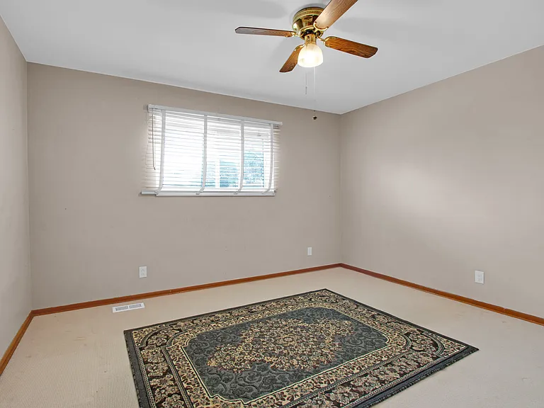 12951 Common Rd — Photo 1