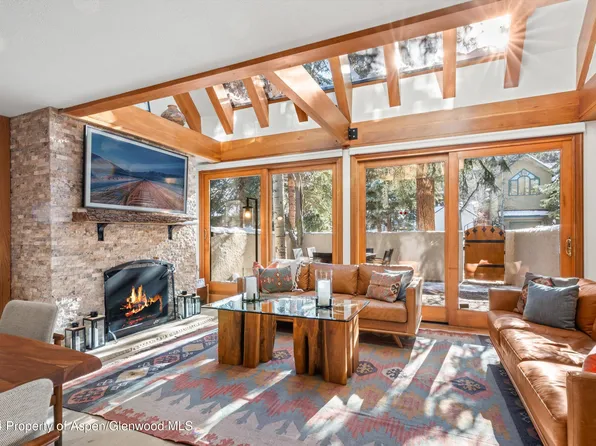 326 W Hopkins Ave, Aspen, CO 81611