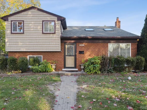24088 Karen Ave, Warren, MI 48091