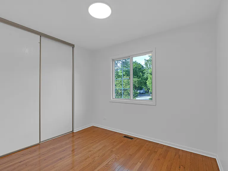 1423 Bangor Ln — Photo 23