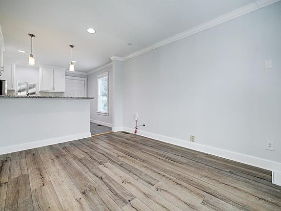 5th image of 608 Cordell St APT G