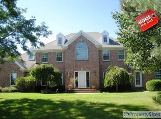 12375 Dunham Dr, Roscoe, IL