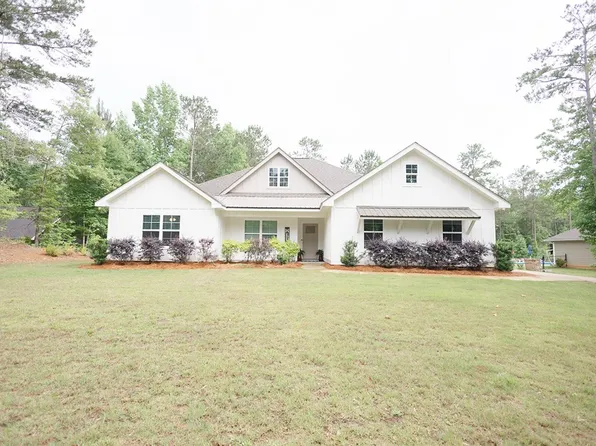 460 Lee Road 370, Valley, AL 36854