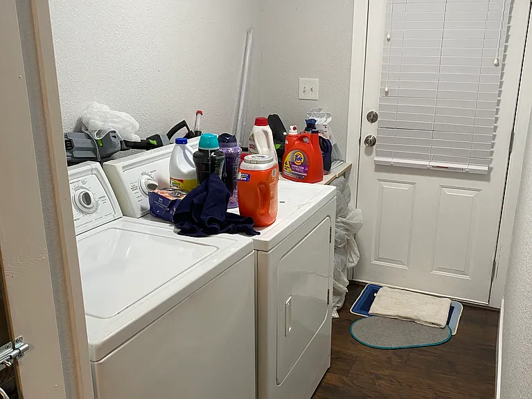 Sunflower Rd — Photo 9