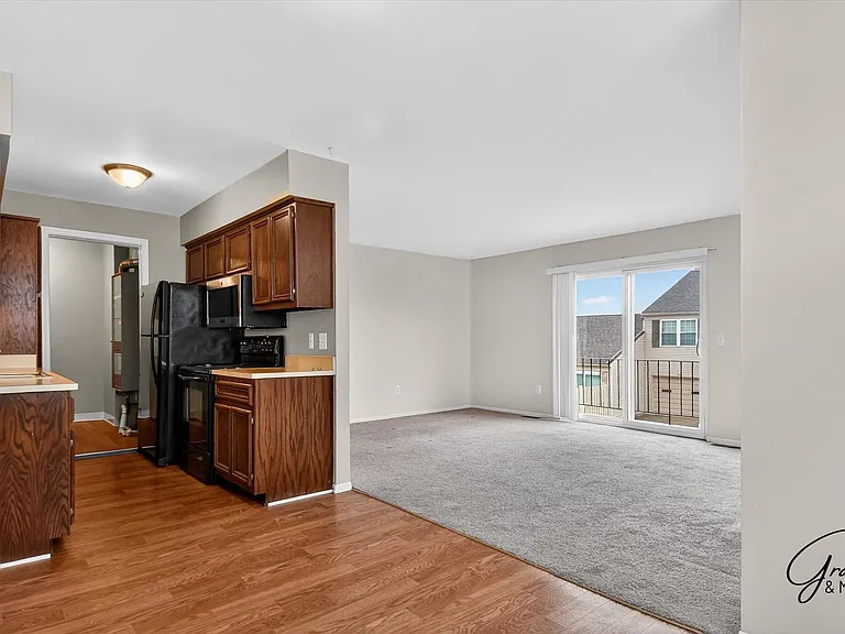 15834 N Franklin Dr — Photo 8