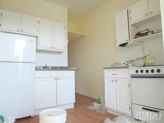 Rented by Miron Properties | media 10