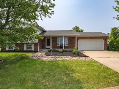 107 W 10th St, Gridley, IL, 61744