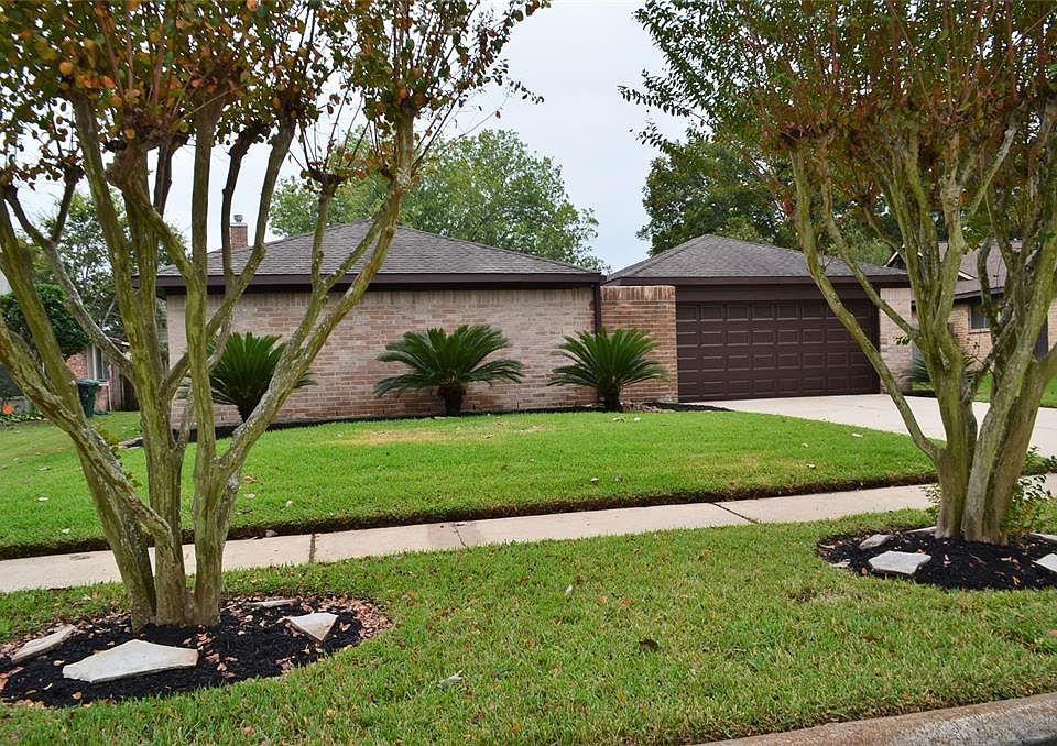 1st image of 15242 Kelbrook Dr