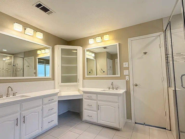 2709 Serenade Ct — Photo 16