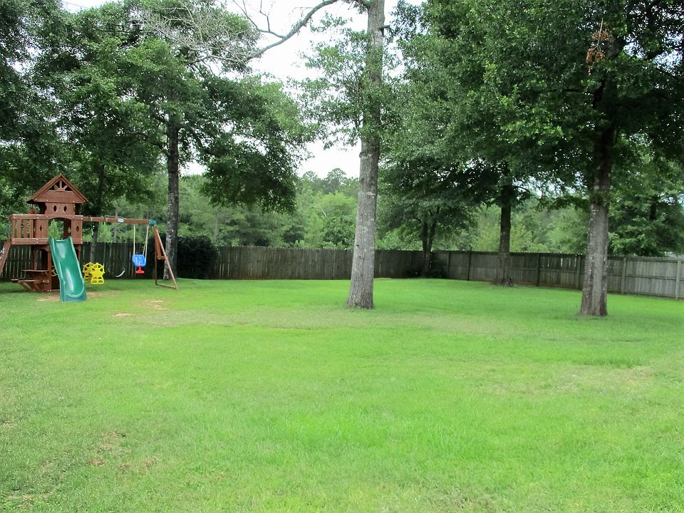 2nd image of 28437 Cypress Loop